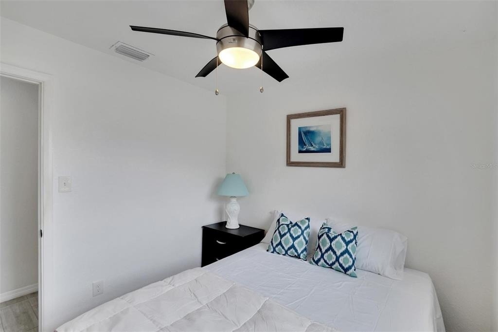 4731 W Montgomery Avenue - Photo 32