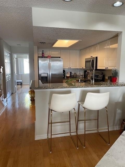 323 Madeira Circle - Photo 2