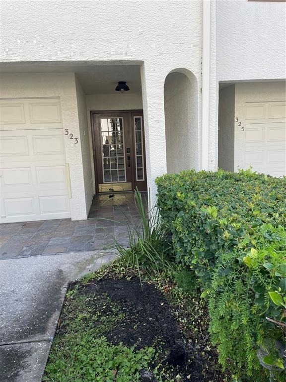 323 Madeira Circle - Photo 0