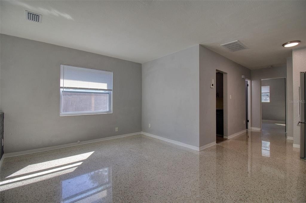 634 15 Avenue S - Photo 9