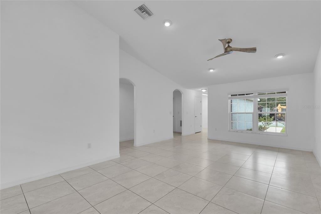 13 Llovera  Place - Photo 5