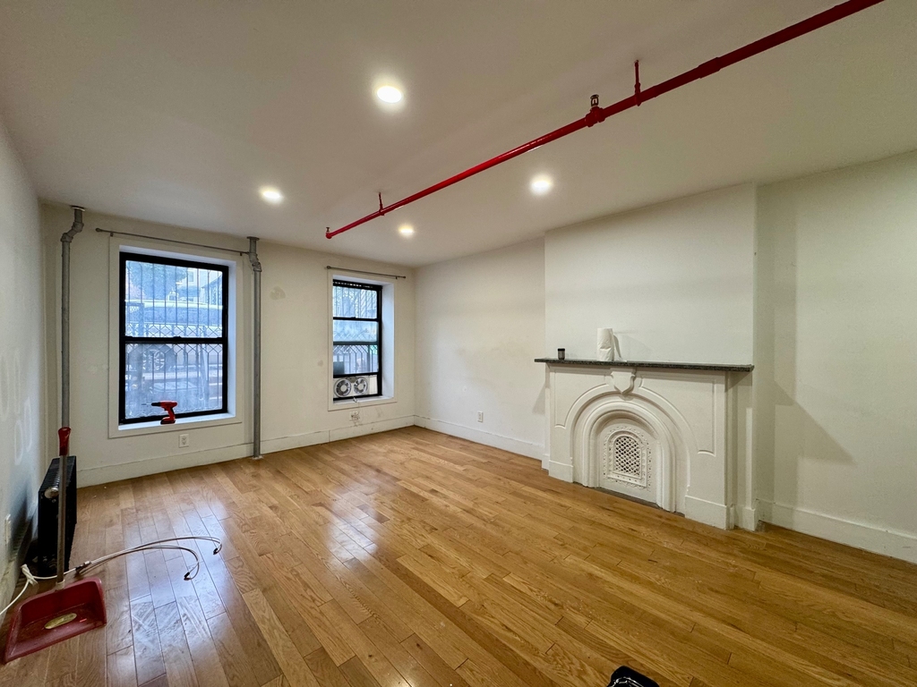 9 West 129th Street - Photo 0