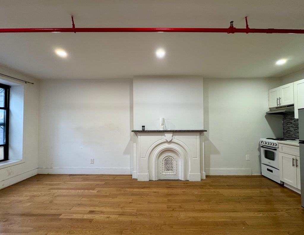 9 West 129th Street - Photo 5
