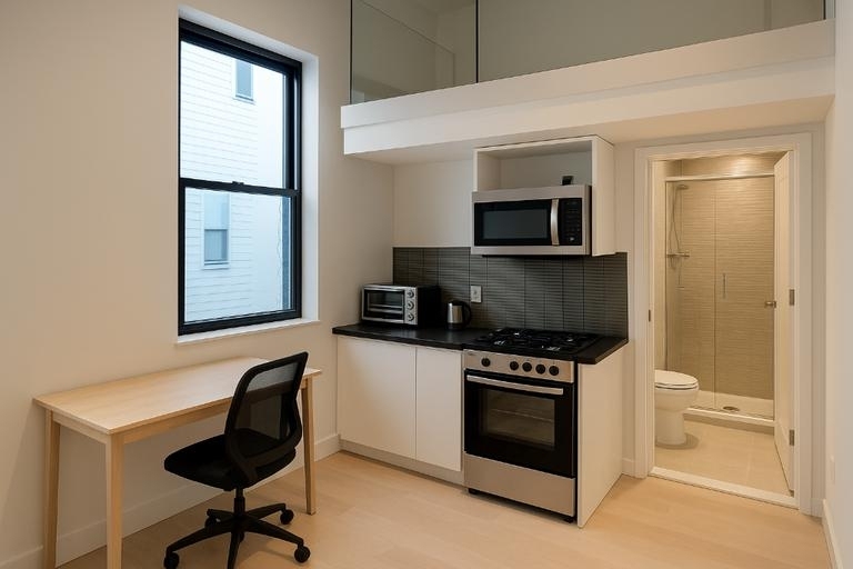 W 51st St - Photo 1