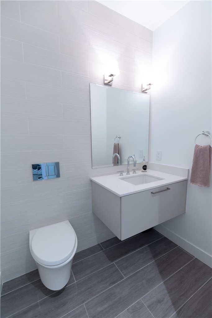 2210 Newport Boulevard - Photo 16