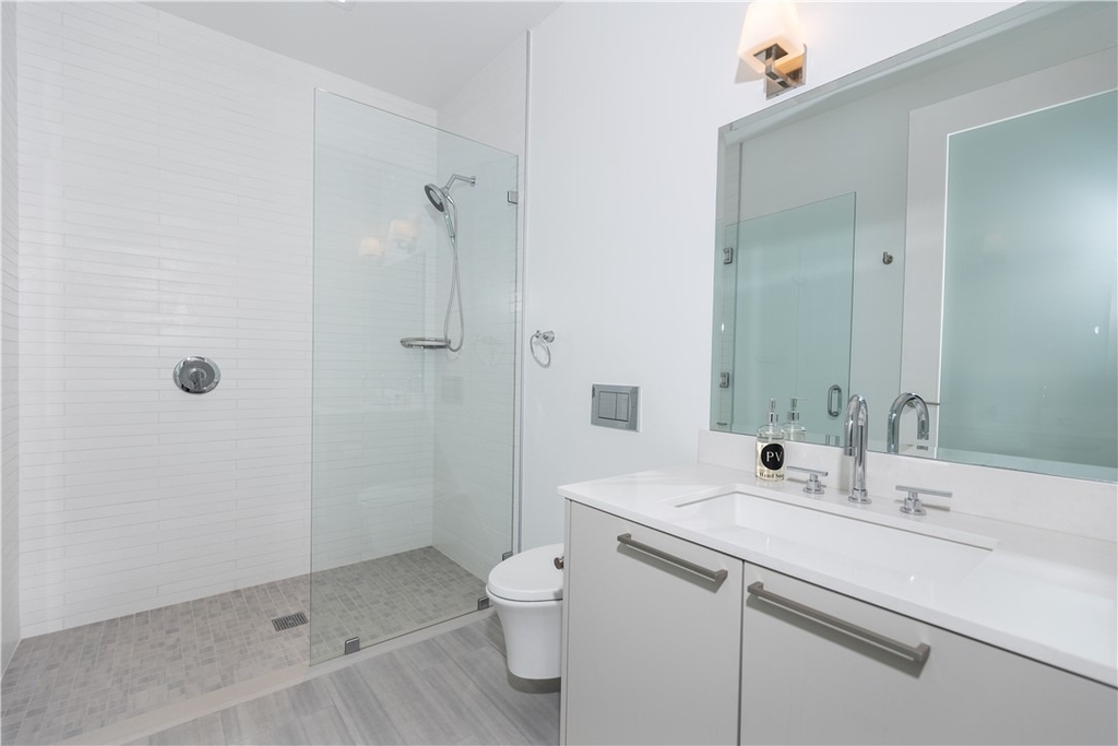 2210 Newport Boulevard - Photo 14