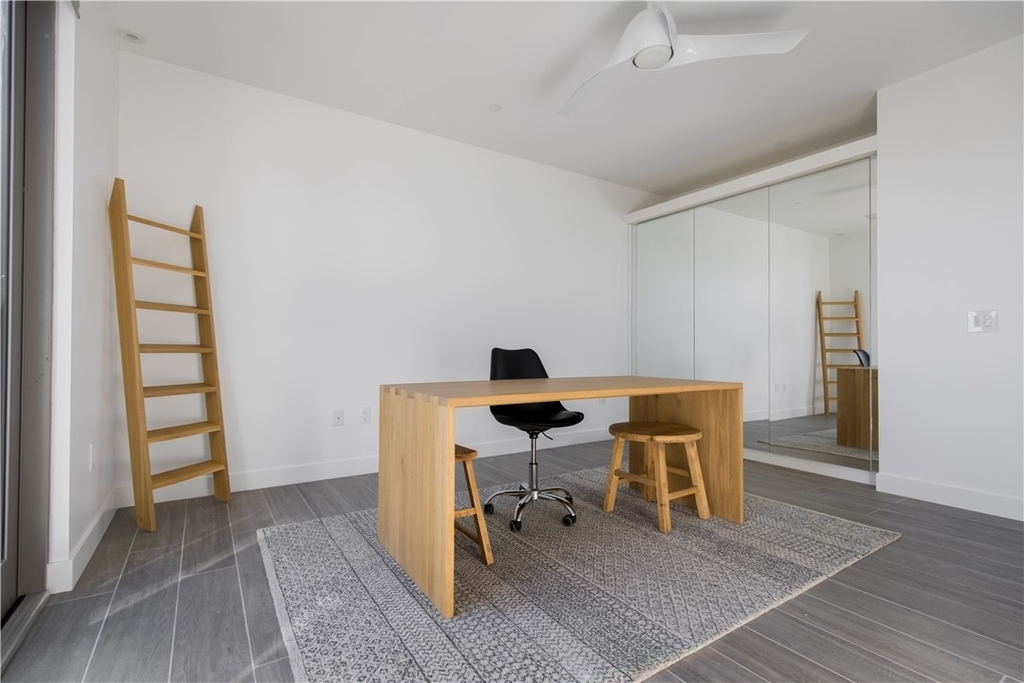 2210 Newport Boulevard - Photo 13