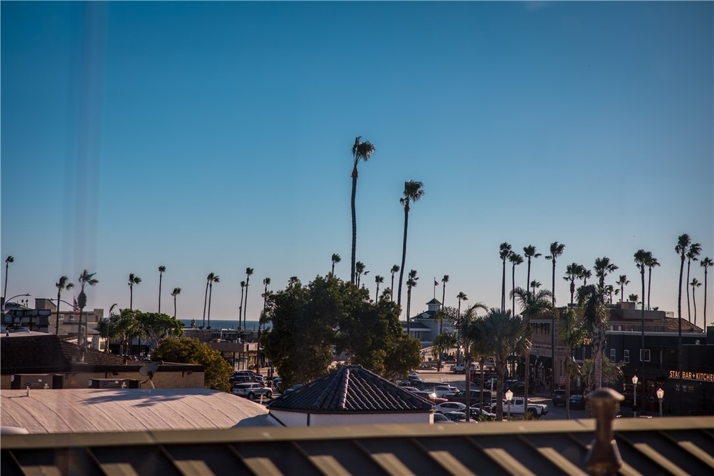 2210 Newport Boulevard - Photo 20