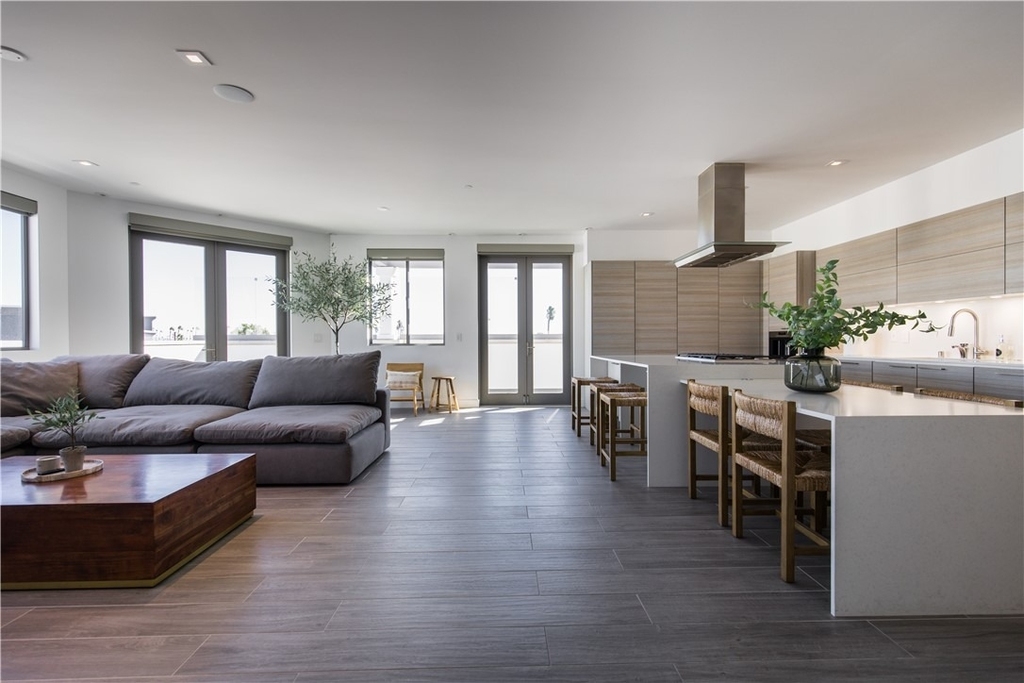 2210 Newport Boulevard - Photo 1