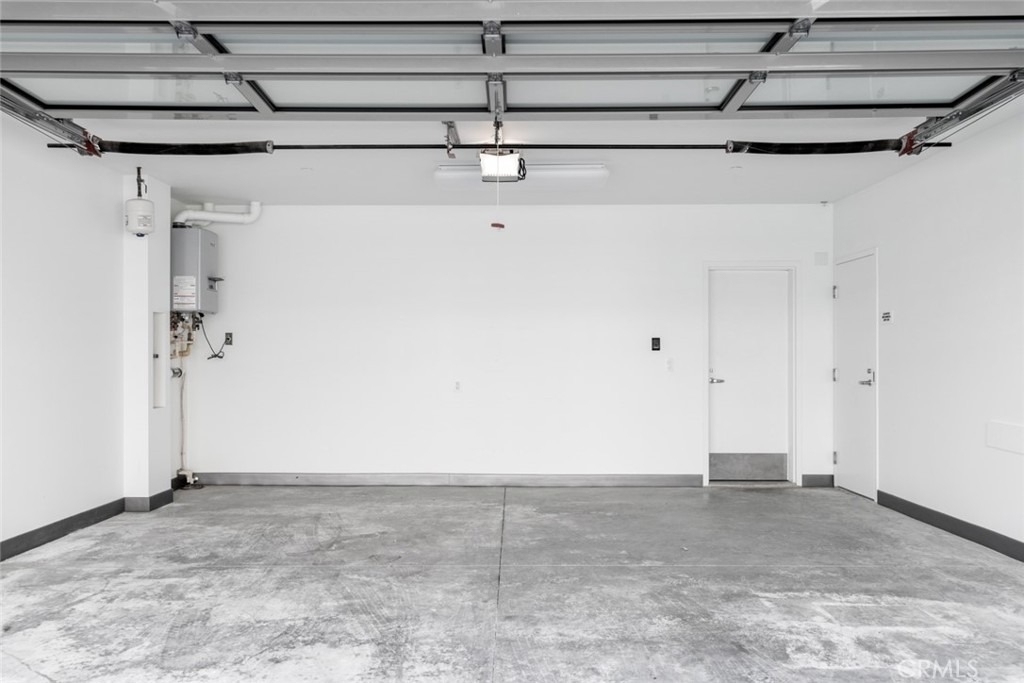 2280 Newport Boulevard - Photo 9