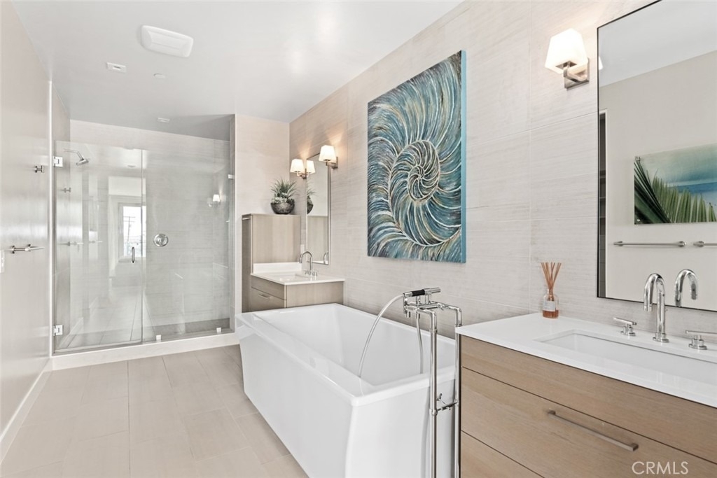 2280 Newport Boulevard - Photo 5