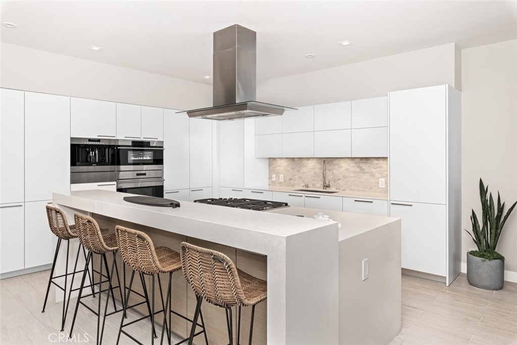 2280 Newport Boulevard - Photo 1