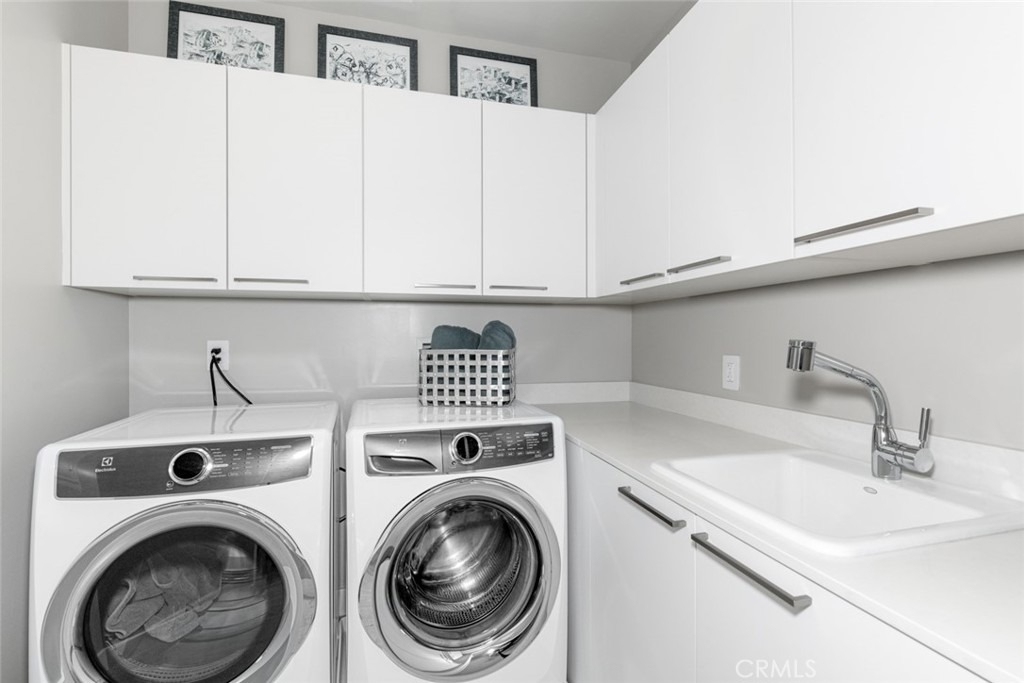 2280 Newport Boulevard - Photo 8