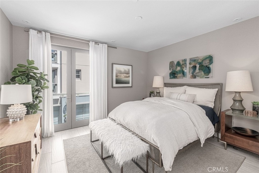 2280 Newport Boulevard - Photo 4