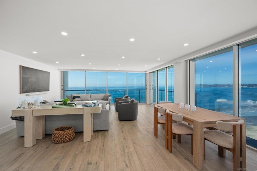 1730 Avenida Del Mundo - Photo 3