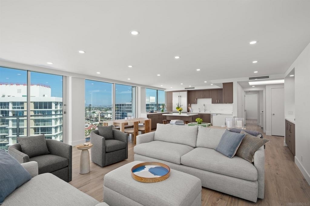 1730 Avenida Del Mundo - Photo 1