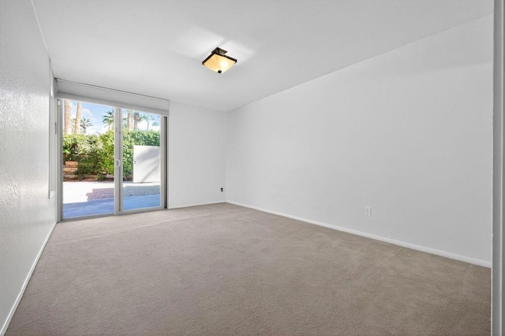 985 N Tuxedo Circle - Photo 9