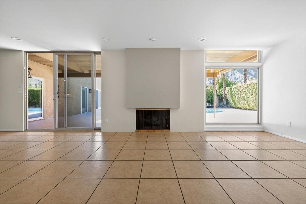 985 N Tuxedo Circle - Photo 7