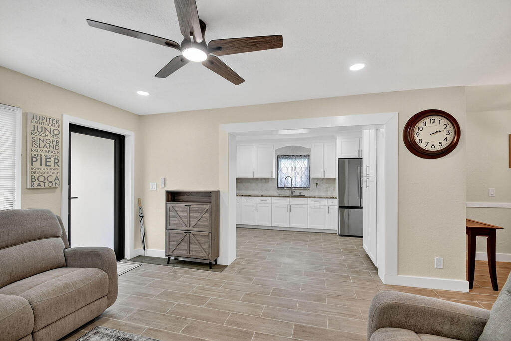 5008 Parker Avenue - Photo 7