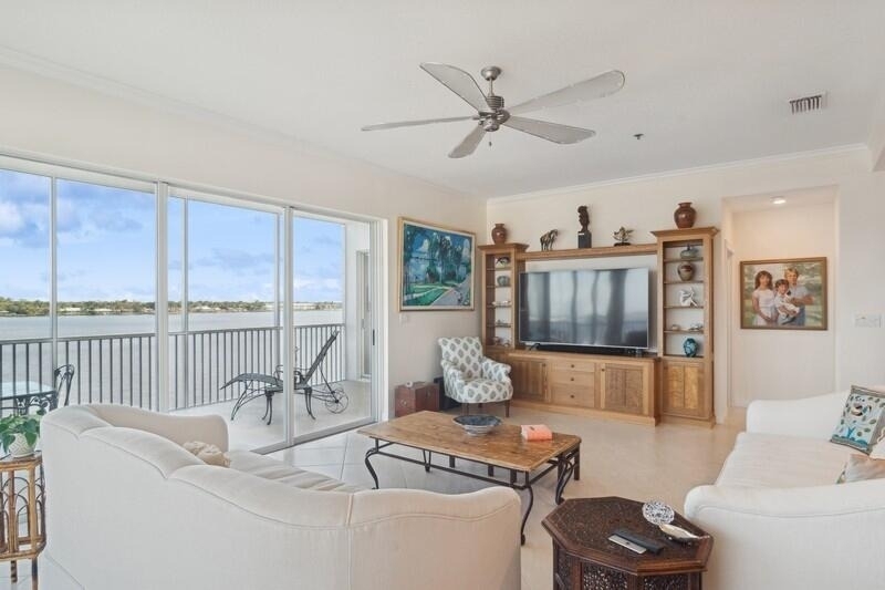 1130 Sw Chapman Way - Photo 4