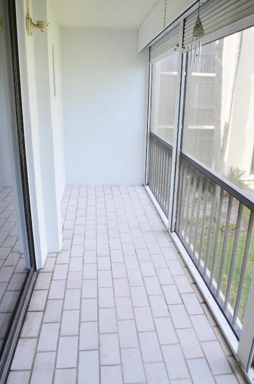 5220 Las Verdes Circle - Photo 6