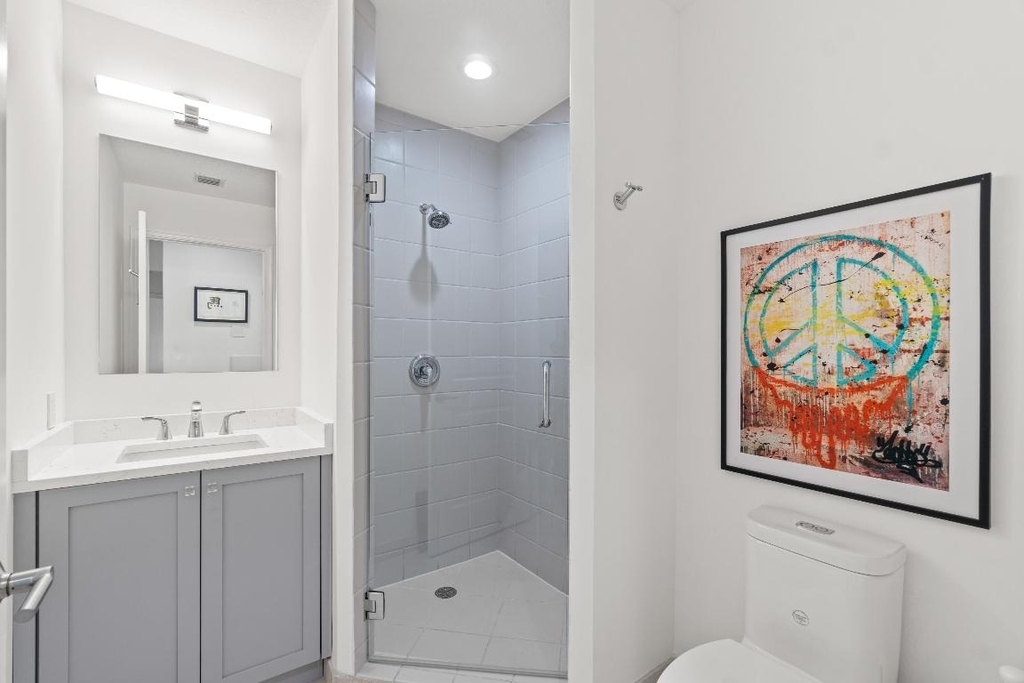 701 S Olive Avenue - Photo 8
