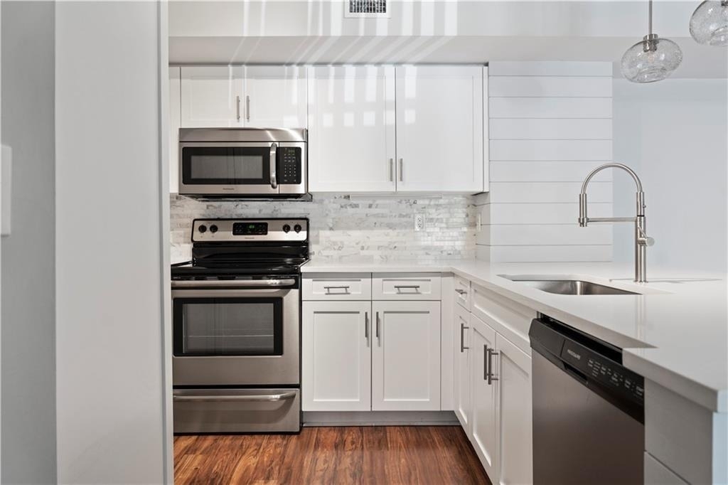1610 N 42nd Circle - Photo 9