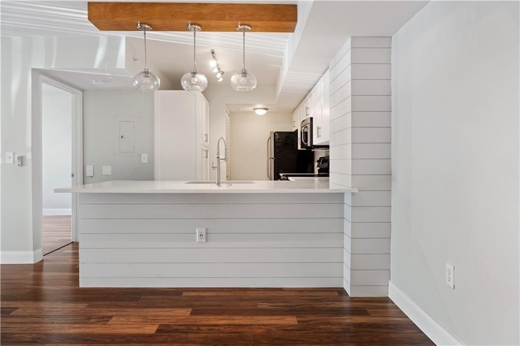 1610 N 42nd Circle - Photo 5