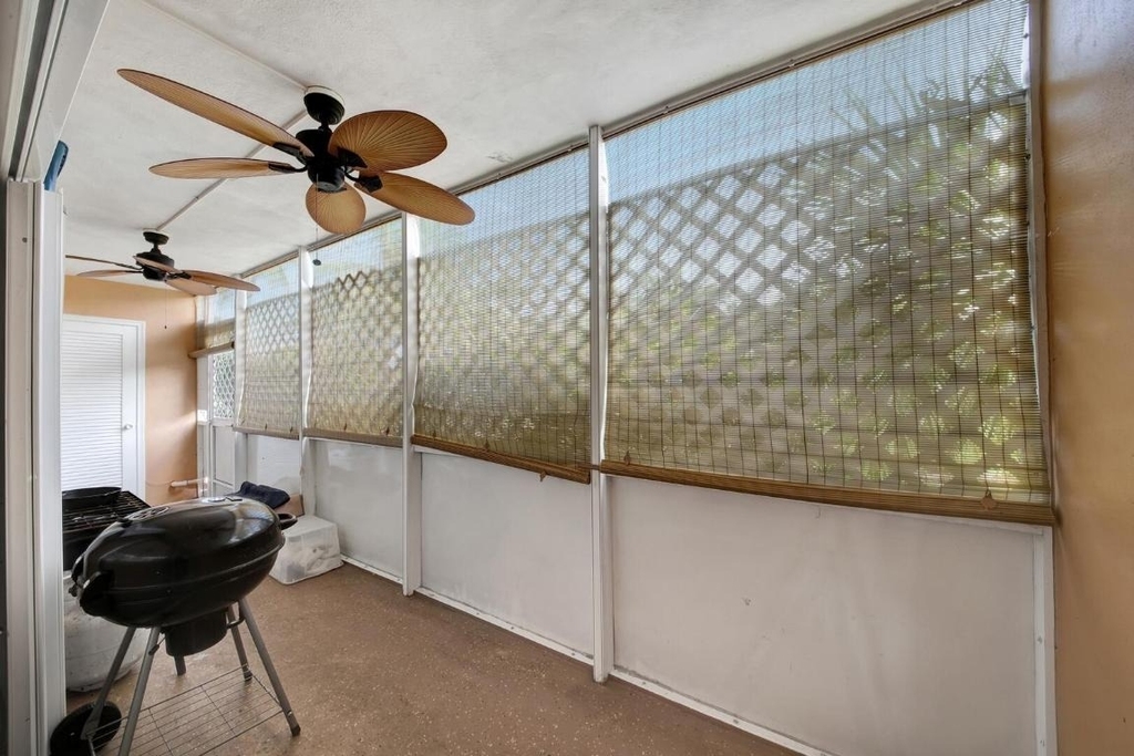 2812 S Garden Drive - Photo 16