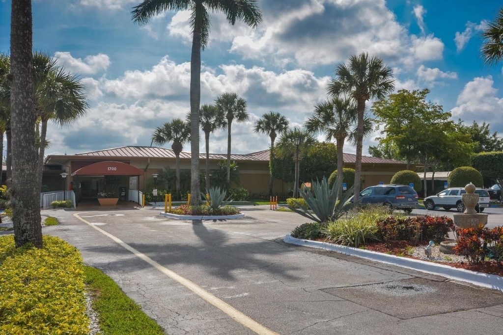 477 Lake Dora Drive - Photo 3