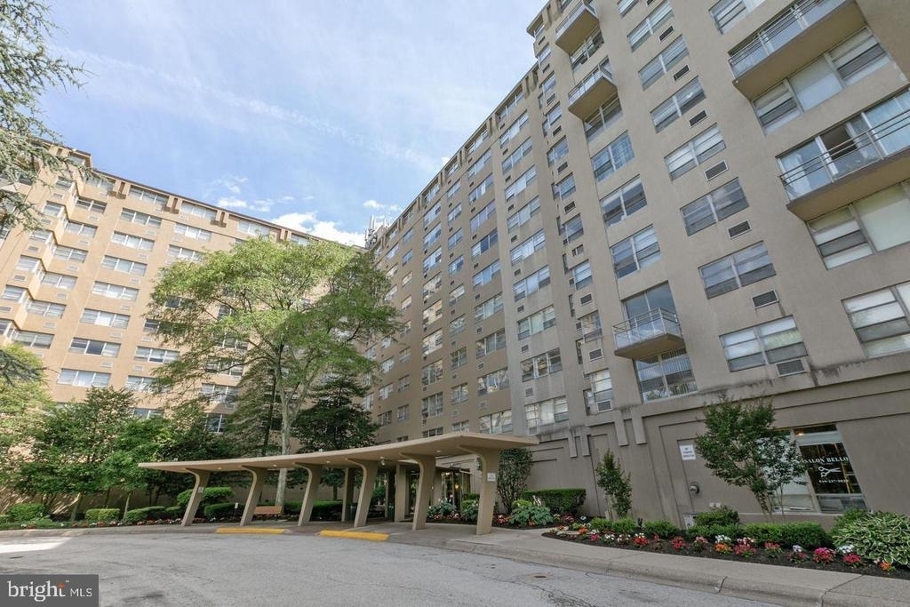 1030 E Lancaster Avenue - Photo 23
