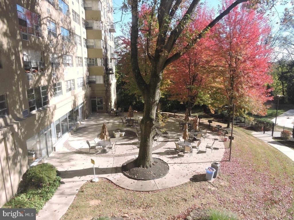 1030 E Lancaster Avenue - Photo 30