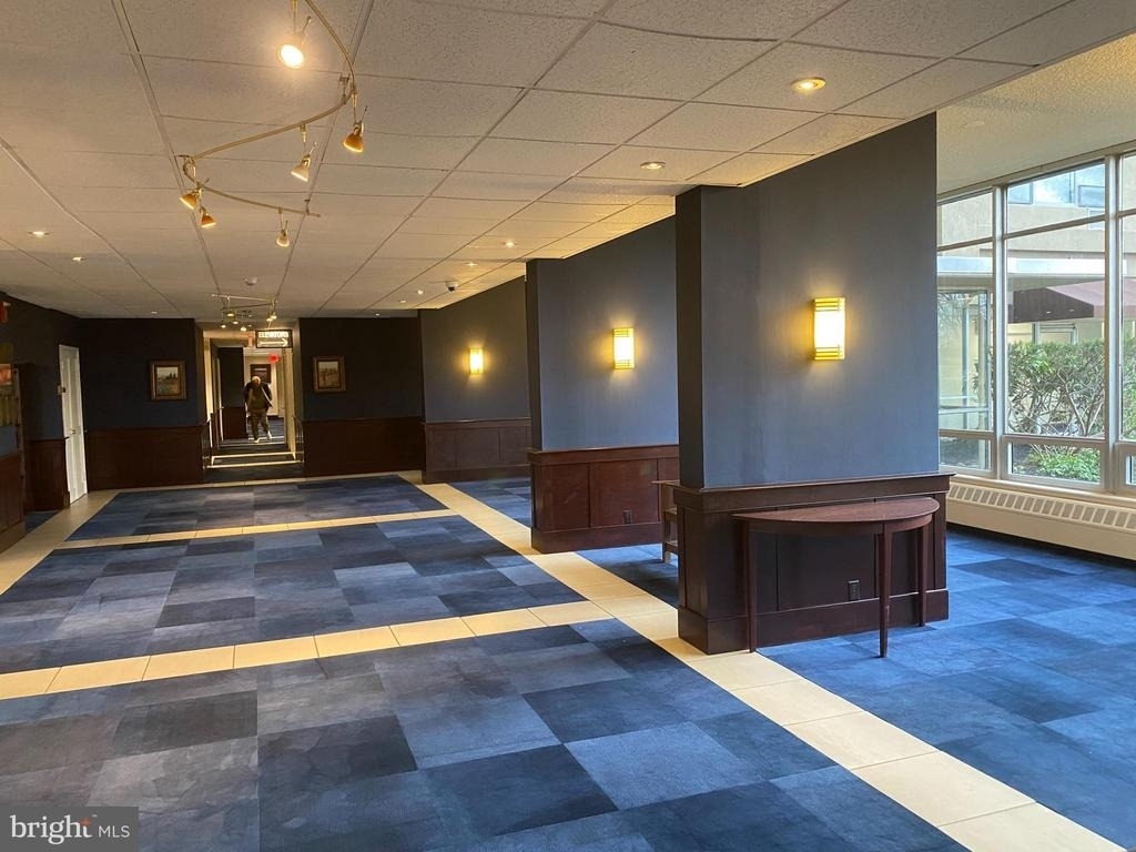 1030 E Lancaster Avenue - Photo 25