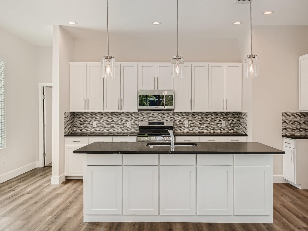 6919 Bethune Ave - Photo 9
