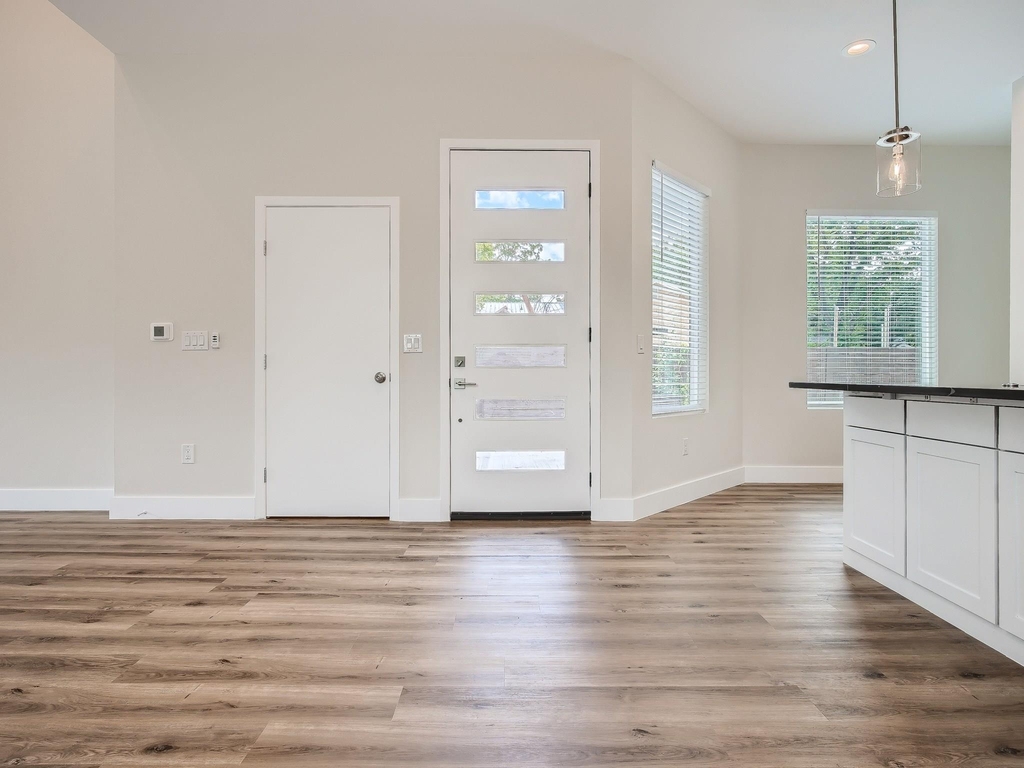 6919 Bethune Ave - Photo 4