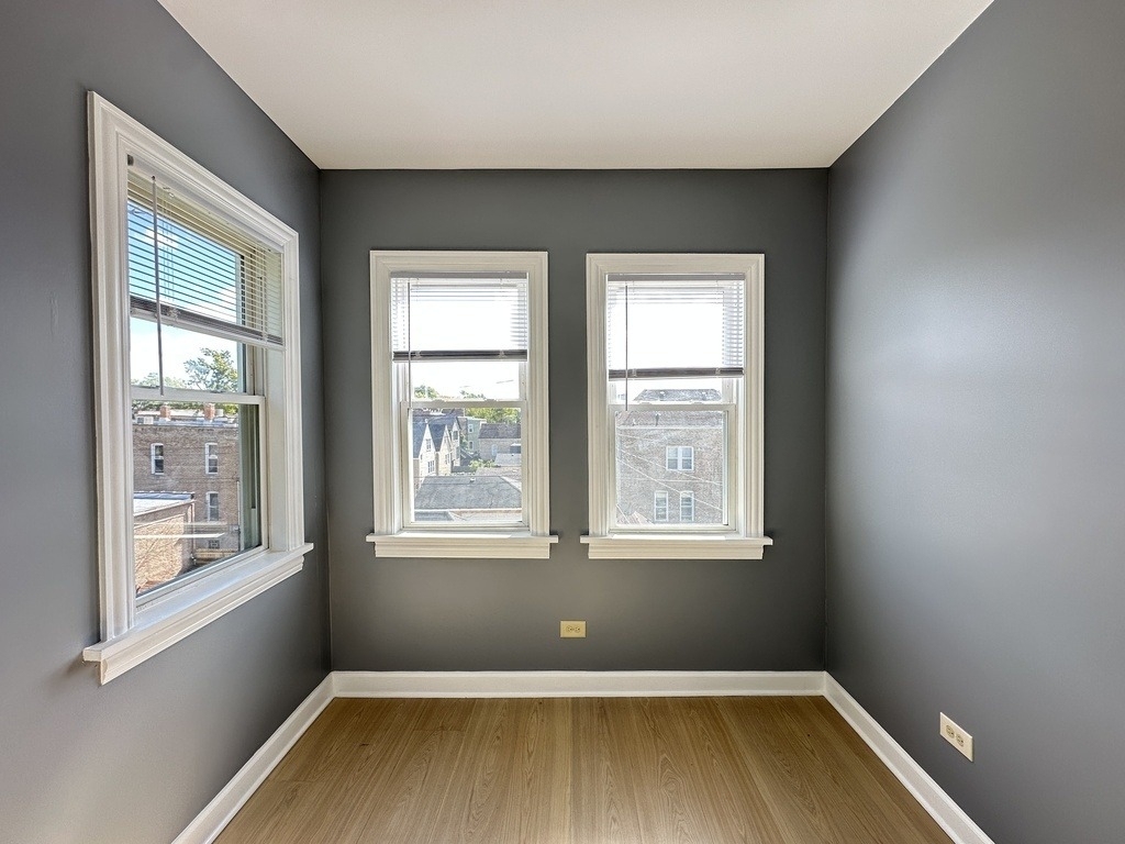 2713 W 16th Street - Photo 8