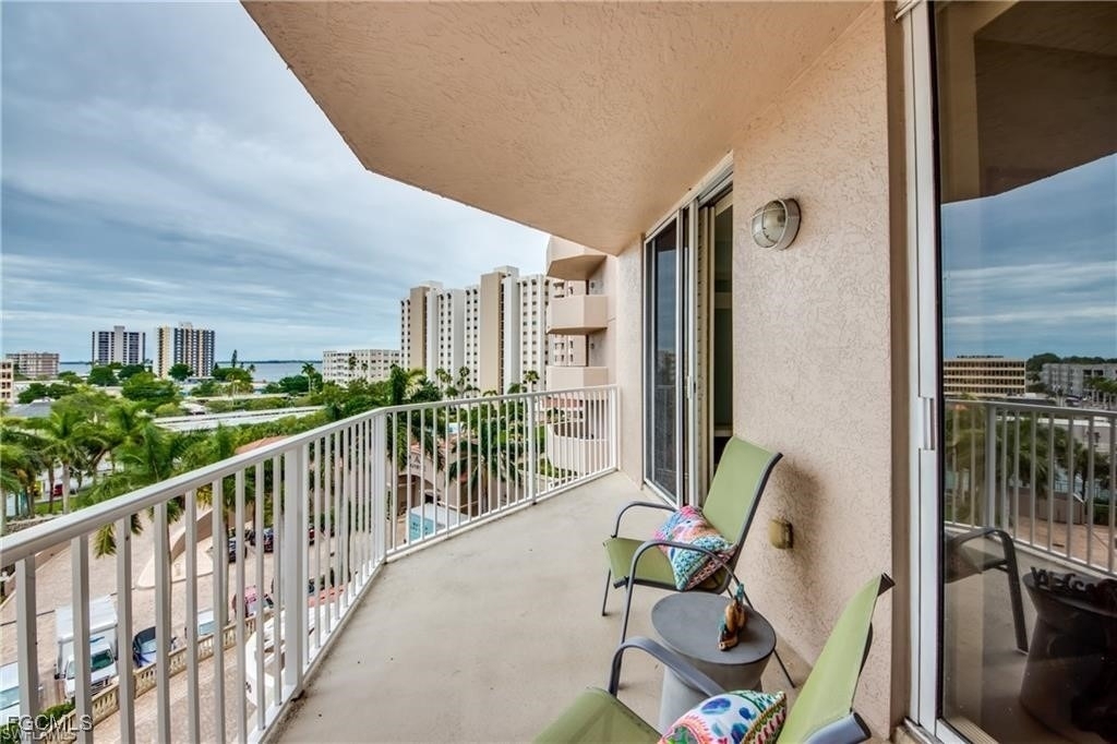 2090 W 1st Street - Photo 9