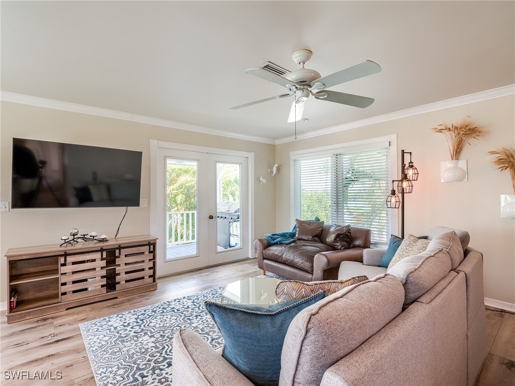 6020 Cypress Lane - Photo 4