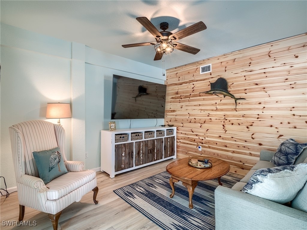 6020 Cypress Lane - Photo 19