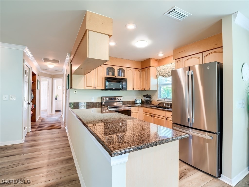 6020 Cypress Lane - Photo 7