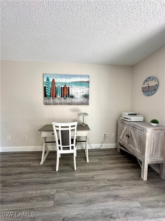 555 Park Shore Drive - Photo 8