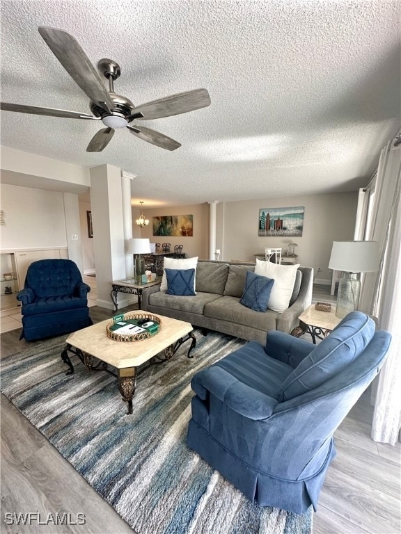 555 Park Shore Drive - Photo 13