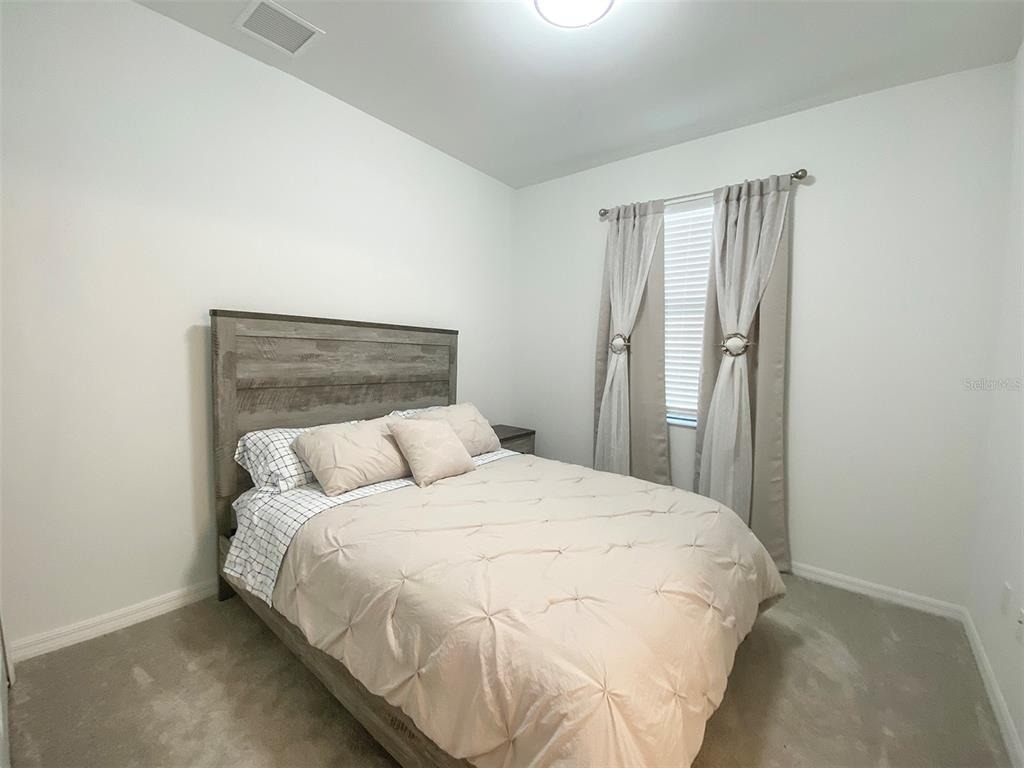 15936 Honeysuckle Street - Photo 2