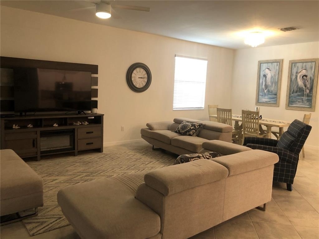 15936 Honeysuckle Street - Photo 31