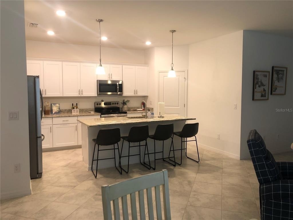 15936 Honeysuckle Street - Photo 33