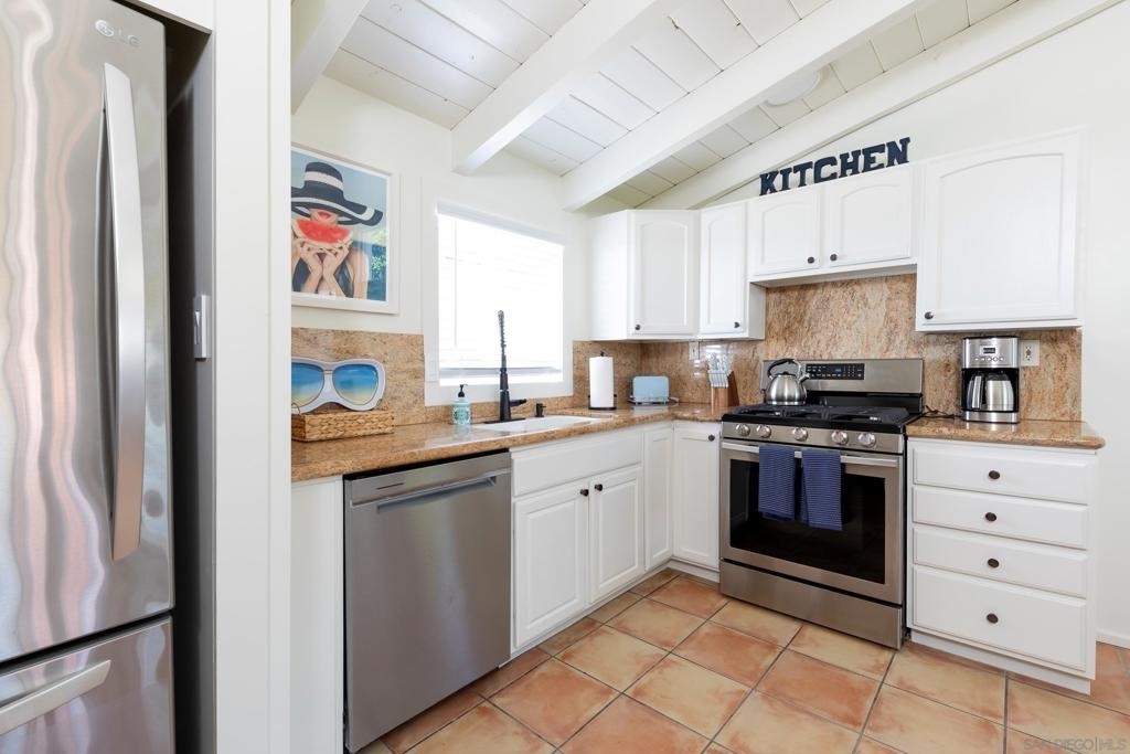 110 8th St - Photo 26