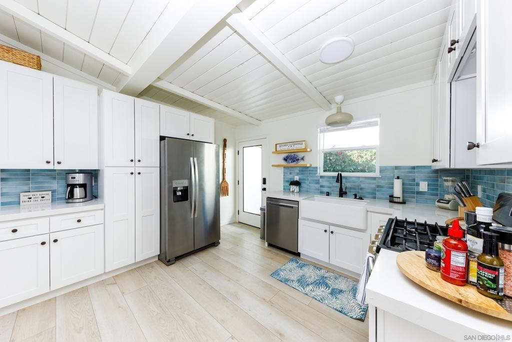 110 8th St - Photo 10