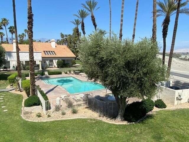 432 Desert Falls Drive N - Photo 18