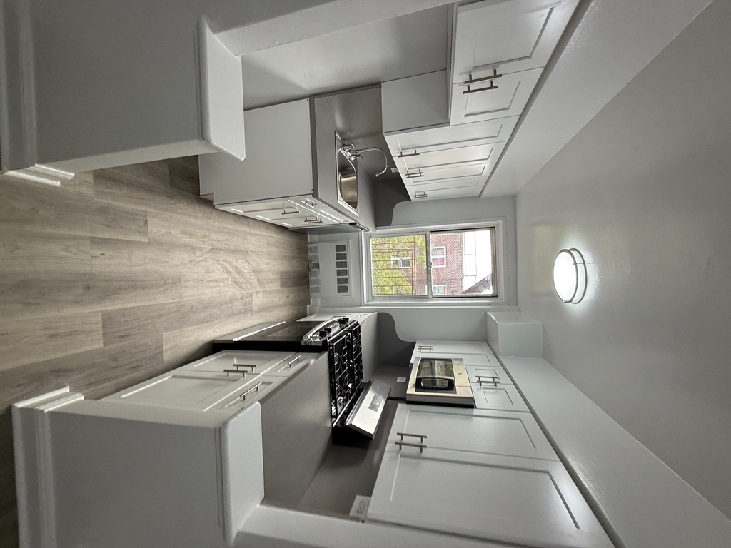 142-31 41st Avenue - Photo 8