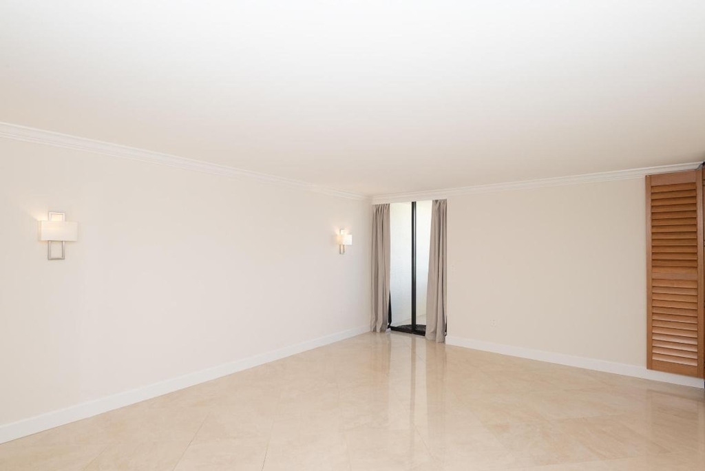 5070 N Ocean Drive - Photo 21